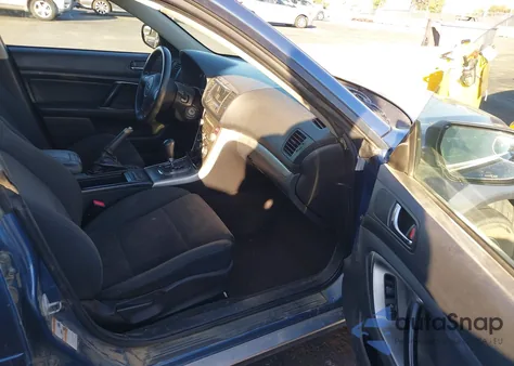 2008 Subaru Outback 2.5I/2.5I L.l. Bean Edition z USA, uszkodzony, nr VIN 4S4BP61C487366509